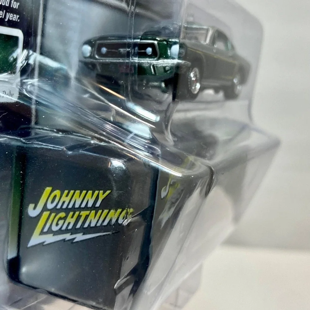 Johnny Lightning 1968‎ Ford Mustang GT Version B Release 3 Green 1:64 NIP 2022